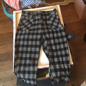 Plaid capris